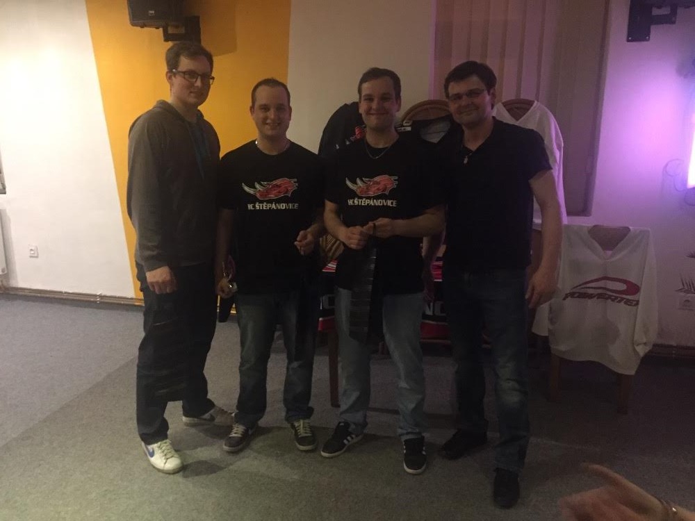 4dea3231-76f8-4d04-b9bd-1fc1b67e2a2c